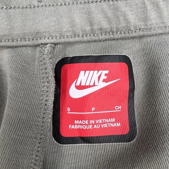 Nike Tech Fleece Reimagined Loose Fit Pants Mens Sz S (Waist 30-31) Light Green - Picture 10 of 14